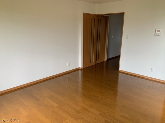 シャインスクエアDの洋室