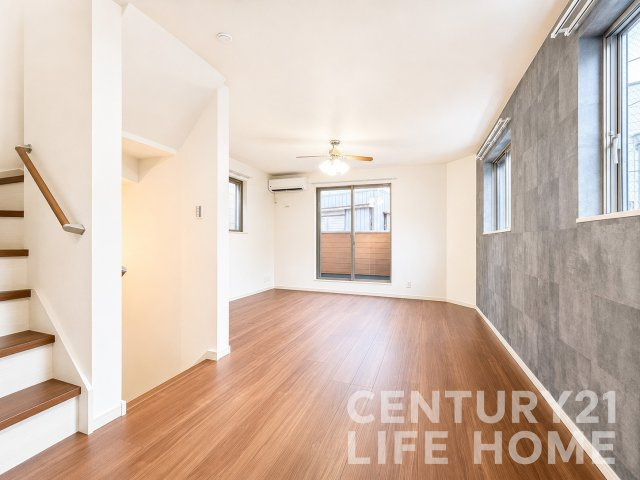 【居間・リビング】 | 相鉄本線「西横浜」新築戸建 | リビングです