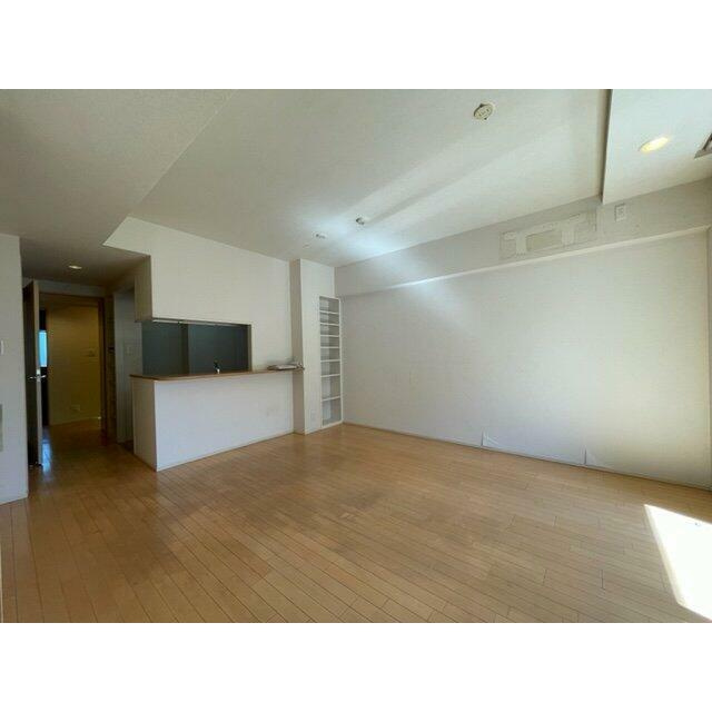 横浜市保土ケ谷区境木本町の賃貸マンションの居間・リビング|広々としたリビング♪