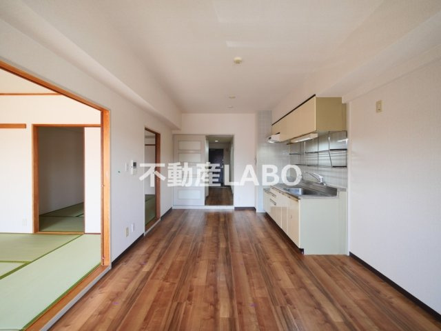 メゾン　ソレイユの居間・リビング