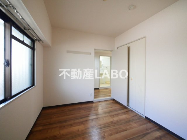 メゾン　ソレイユの洋室