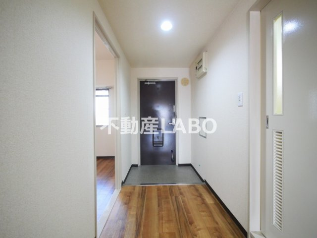 メゾン　ソレイユの玄関