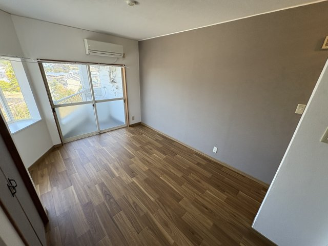 レジデンス伊川谷の居間・リビング