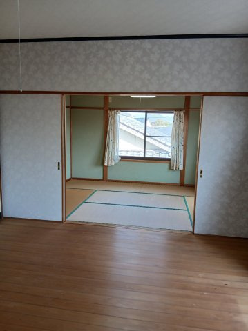 田中六田貸家の和室|2階のお部屋です