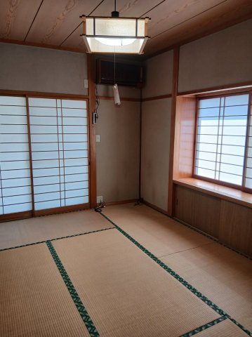 田中六田貸家の和室|キッチン横の和室です