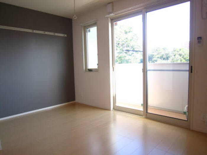 パークヒルズの居間・リビング