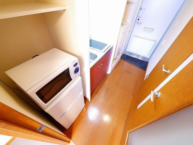 レオパレスシプレⅡの設備|シンプルで使いやすい玄関です