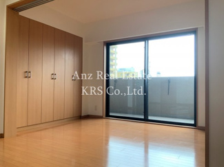 【寝室】 | リーガル南堀江 | 寝室6帖のお部屋です♪