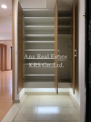 【収納】 | リーガル南堀江 | 玄関にあるトールタイプのシューズボックス！