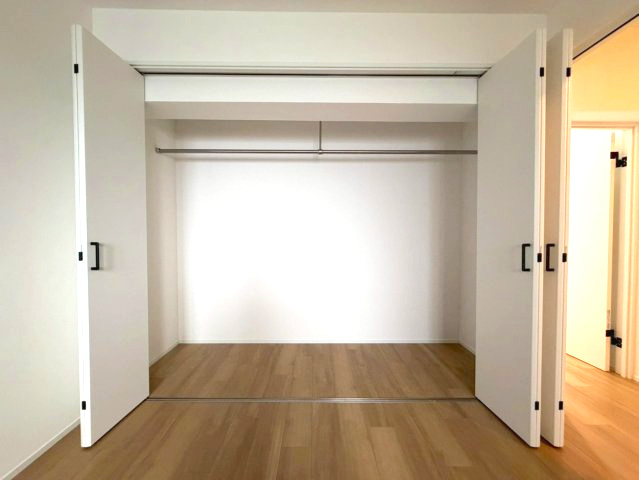 東カン中の島パークサイドマンションの収納|大容量のクローゼット！