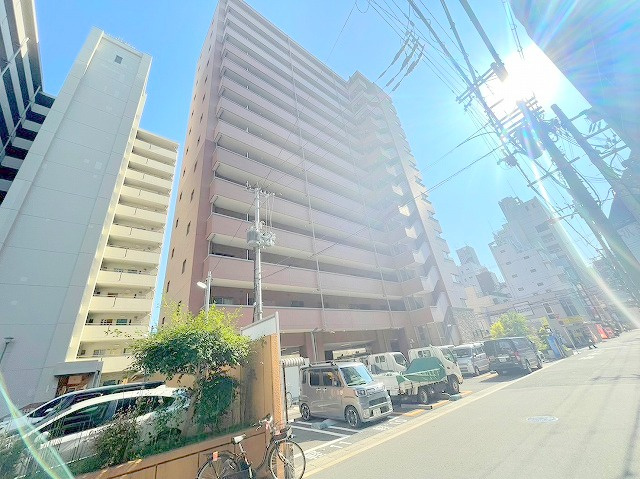 スプランディッド新大阪キャトルの外観