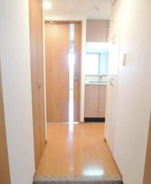 スカイコート幡ヶ谷の玄関