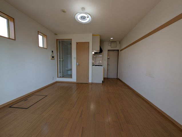 エイトハウス代々木上原の居間・リビング|こちらのリビングで趣味の時間をお楽しみください