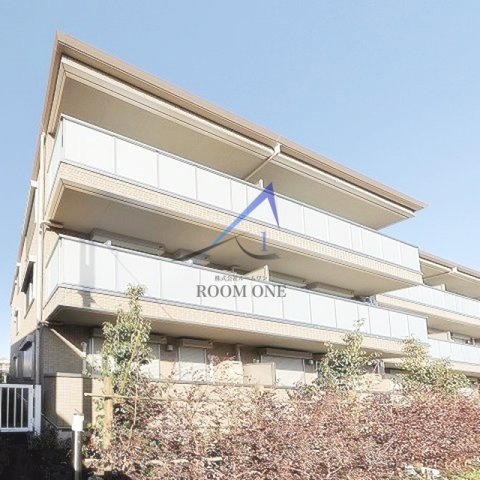 Ｒｉｃｈｅｓｓｅ　Ｄｗｅｌｌ　溝の口