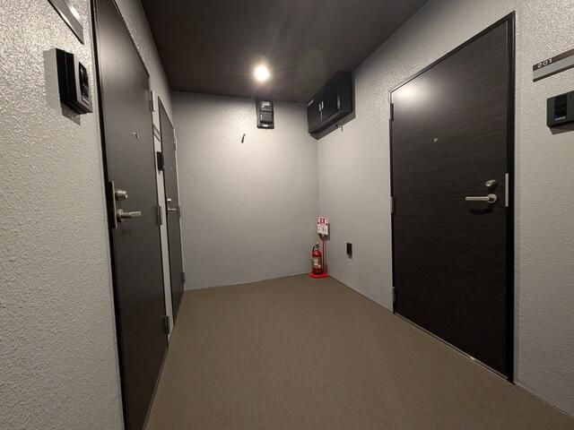 フェリチタ住吉の玄関