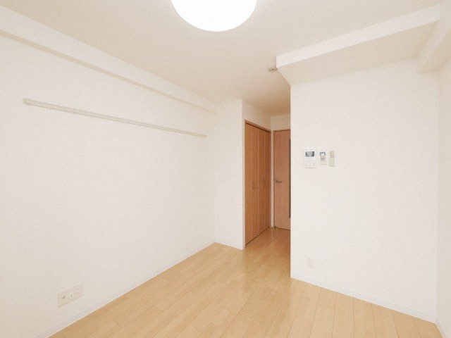 グランパシフィック花園北の洋室