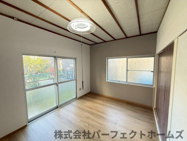 招提中町1丁目戸建の居間・リビング|リビングとしてお使いいただけます