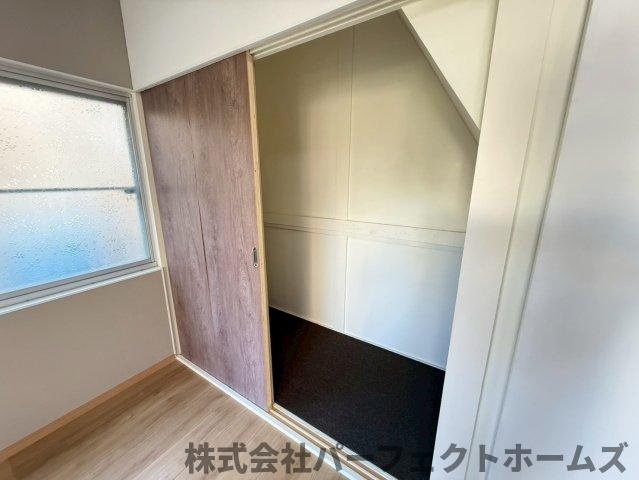 招提中町1丁目戸建の収納|大きなスペースがあり、収納には困りません