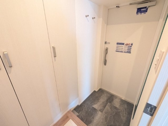 新品家具付きマンション中根17(KaGood東京)の玄関