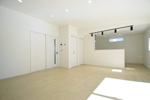 岩下　中古住宅の居間・リビング|LDK21帖