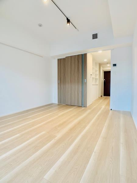 ＹＯＵ　Ｉ　ＣＯＵＲＴの居間・リビング