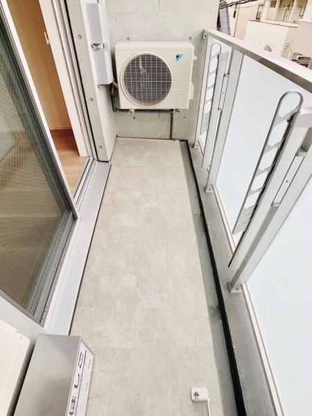 ＹＯＵ　Ｉ　ＣＯＵＲＴの居間・リビング