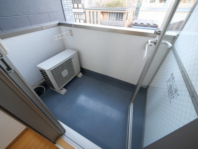 グランパシフィック桜川のバルコニー