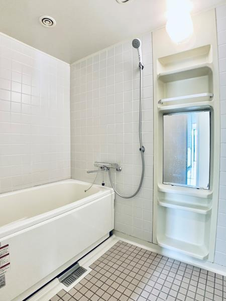 ベル富士見丘の浴室