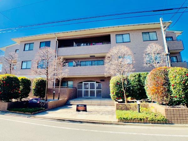 ベル富士見丘の外観