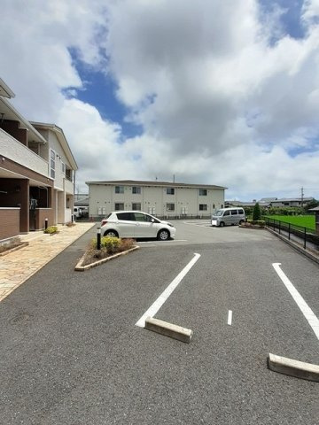 ブルックスⅡの駐車場