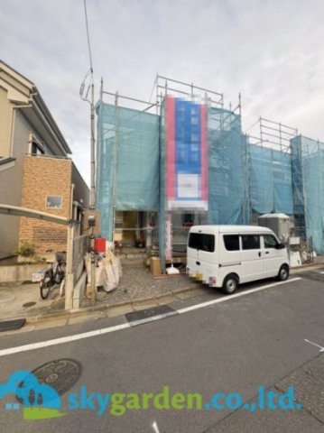 藤沢市善行坂　新築戸建　全2棟1号棟の前面道路含む現地写真