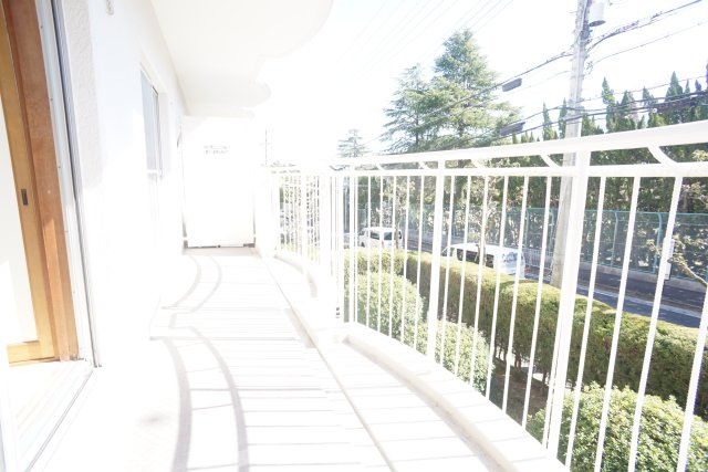 阪急宝塚逆瀬台マンションのバルコニー