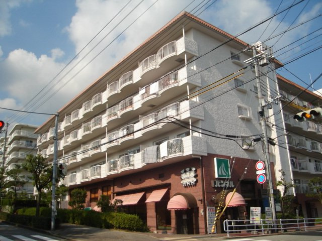 阪急宝塚逆瀬台マンションの外観