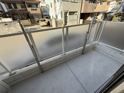 【バルコニー】 | スペチアーレ城北公園