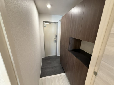 【玄関】 | スペチアーレ城北公園