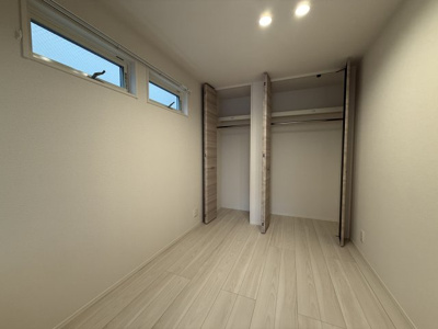 【洋室】 | スペチアーレ城北公園