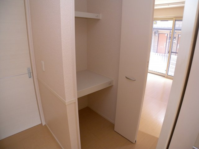 デルニエコートの収納