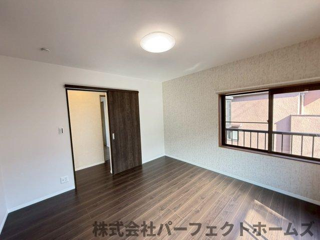 長尾元町7丁目戸建の洋室|個人の部屋や寝室として使える洋室です