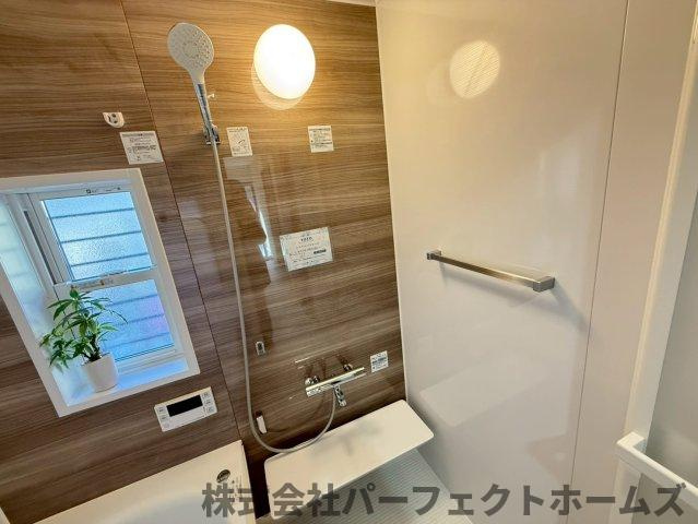 長尾元町7丁目戸建の浴室|落ち着いた空間のお風呂です