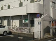 ライフピア都立家政のエントランス