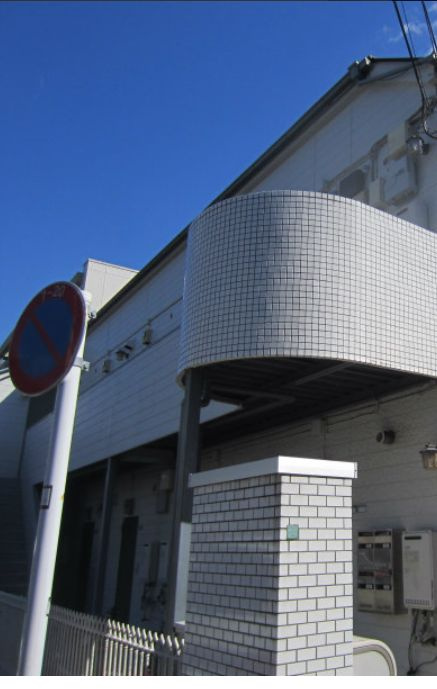 ライフピア都立家政のエントランス