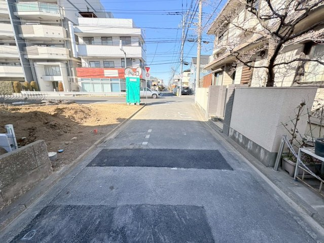 川越市神明町　新築分譲　西武新宿線『本川越駅』徒歩30分　【川越小学区】の前面道路含む現地写真