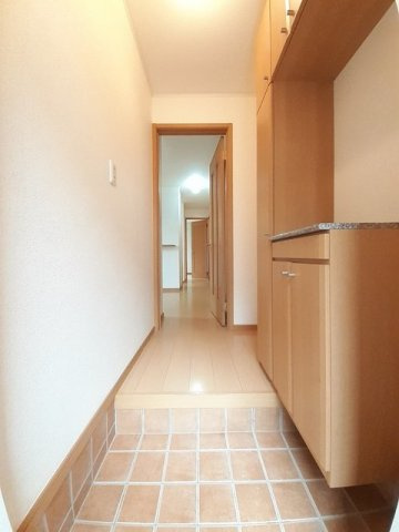 ネオ・グレイスＢの玄関