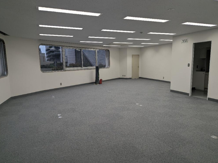 豊島区西池袋１丁目の店舗事務所