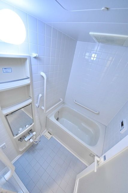 エミネンス高野台の浴室