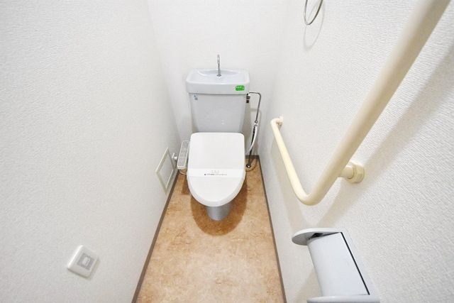 エミネンス高野台のトイレ