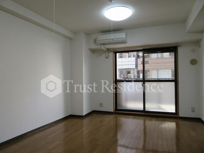 【居間・リビング】 | ヒル・イーストＳＳ | 広々リビング