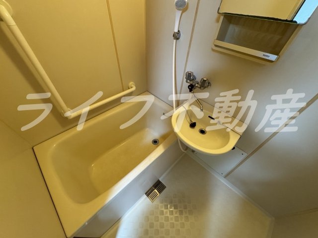 メゾン大和枚岡の浴室|お風呂で日々の疲れを落としましょう