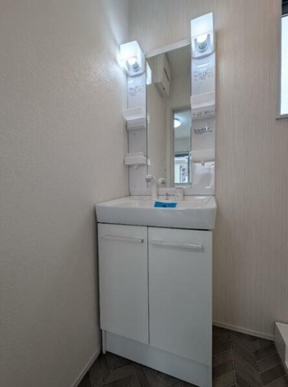 ベレガンス船橋の洗面所