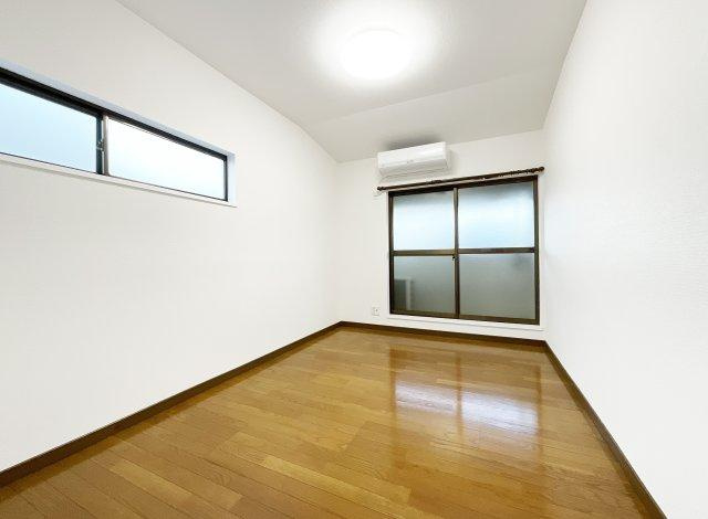 【洋室】 | 山科区川田菱尾田　中古事務所付き住宅